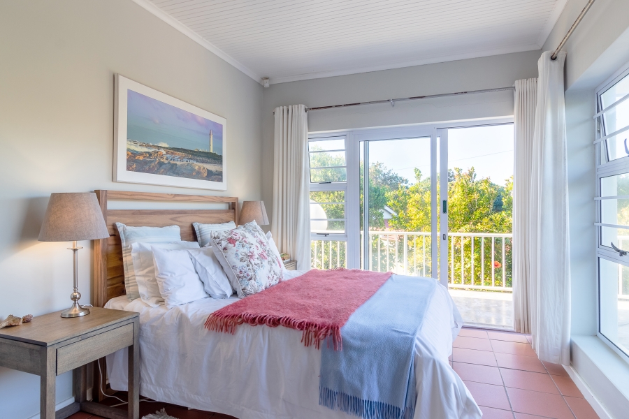 5 Bedroom Property for Sale in Kenton On Sea Eastern Cape